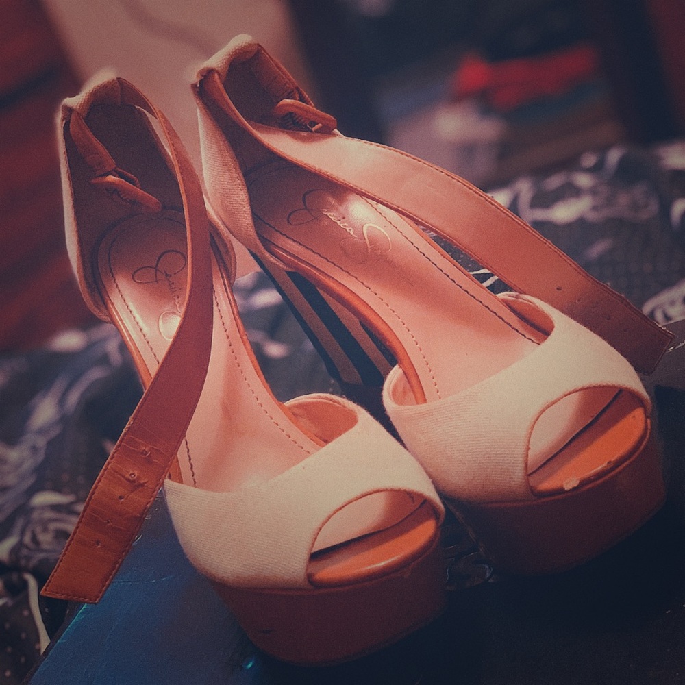 Jessica Simpson Wedges